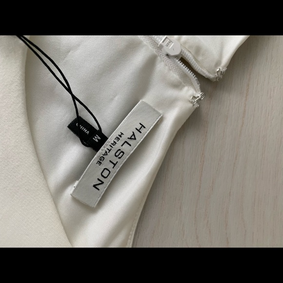 Off white classic flare dress with short sleeve - Picture 6 of 8